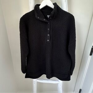 Aerie Black Teddy Pullover Jacket Size Small